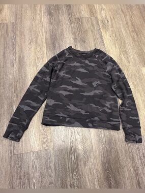 Athleta Black & Gray Camo Youth Crewneck Sweatshirt